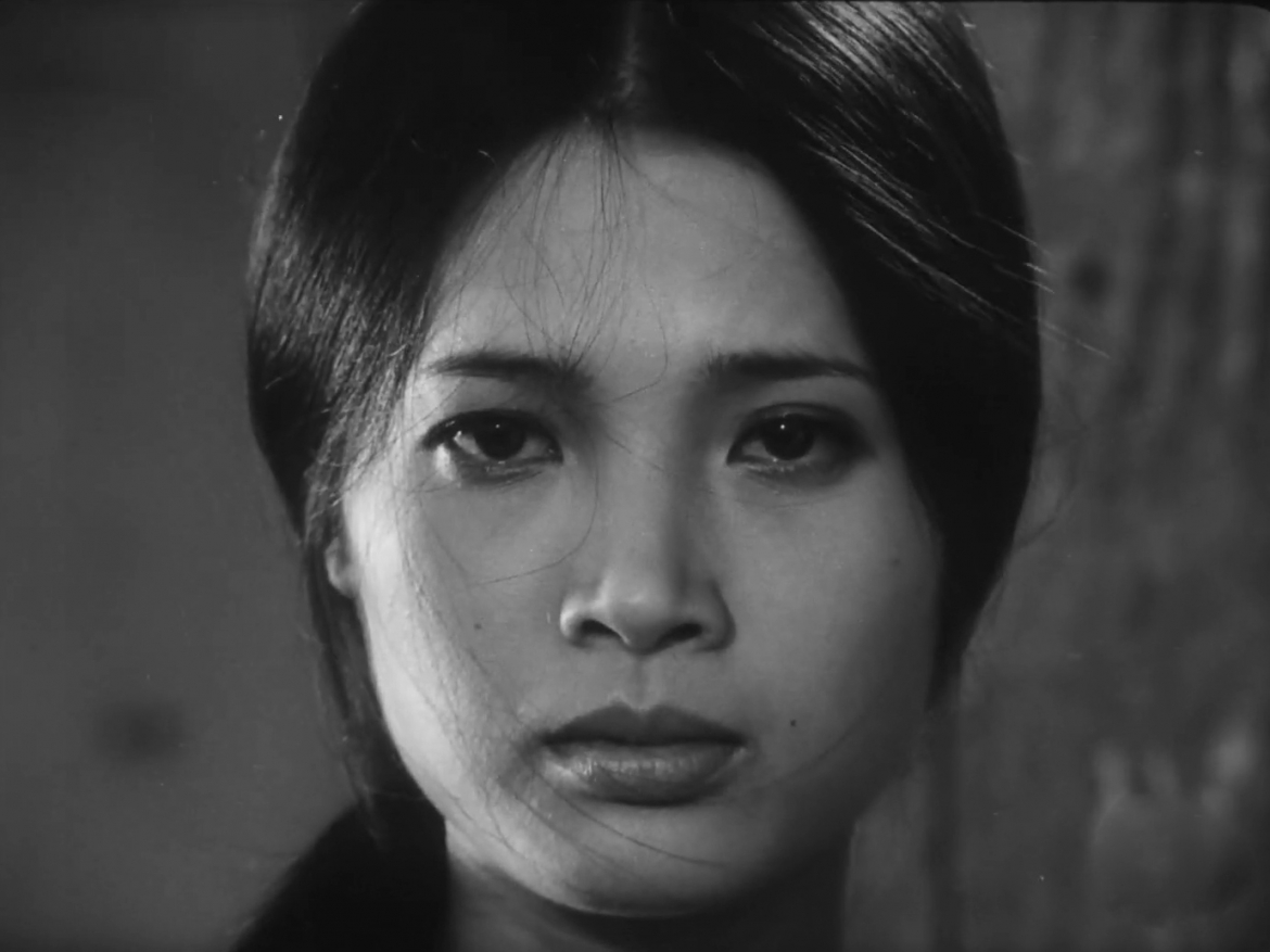 bo phim bao gio cho den thang muoi noi dau hau chien va tinh nguoi am ap hinh anh 4