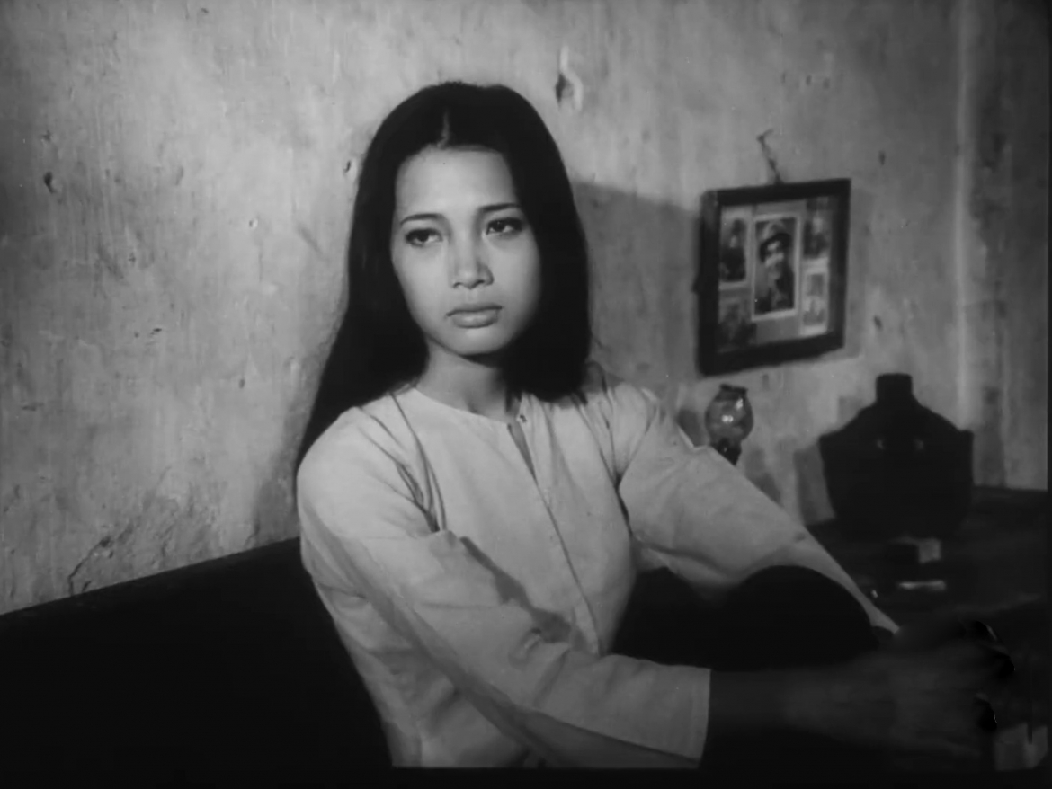 bo phim bao gio cho den thang muoi noi dau hau chien va tinh nguoi am ap hinh anh 3