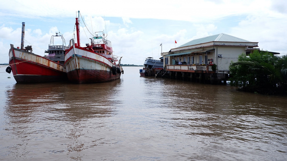 bo doi bien phong an giang dau tranh hieu qua voi viec khai thac iuu hinh anh 1