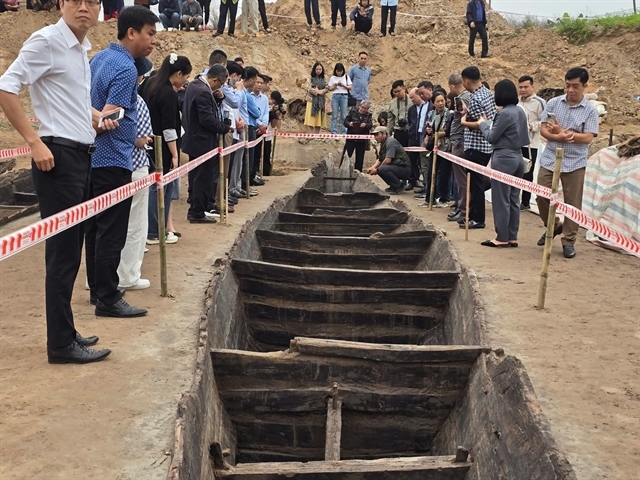 bac ninh ancient boats date back about 1,800-1,600 years picture 2 bac ninh ancient boats date back about 1,800-1,600 years picture 2
