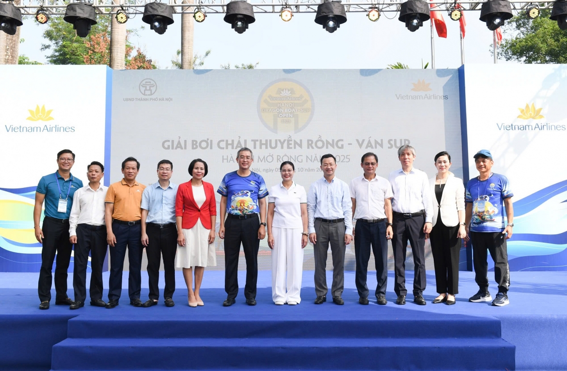 hon 400 van dong vien tranh tai giai boi chai thuyen rong - van sup ha noi 2025 hinh anh 1