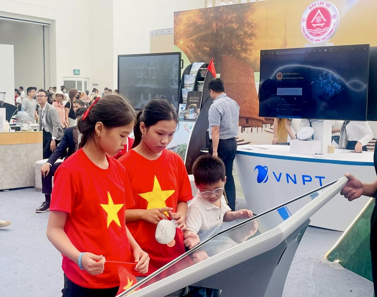 tu Dak lak nhin ve chien luoc phat trien manh me, toan dien van hoa viet nam hinh anh 4