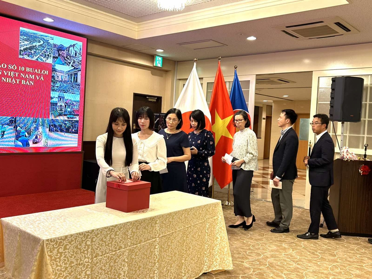 Cộng đồng người Việt ở Nhật hỗ trợ đồng bào trong nước bị ảnh hưởng bởi bão số 10