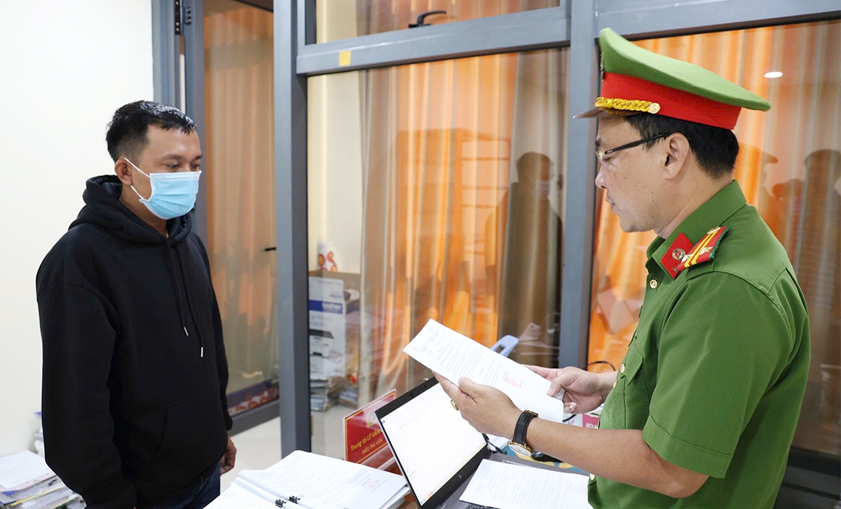 Khởi tố 2 đối tượng mua bán trái phép hóa đơn, chứng từ ở An Giang