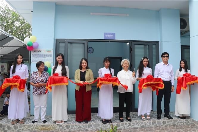 hcm city launches child counseling, service office picture 1