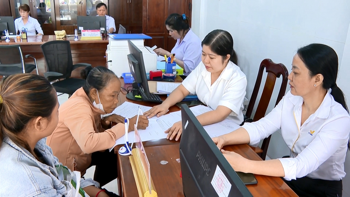 mo hinh chinh quyen 2 cap - cau noi hanh chinh hieu qua den dong bao khmer hinh anh 3