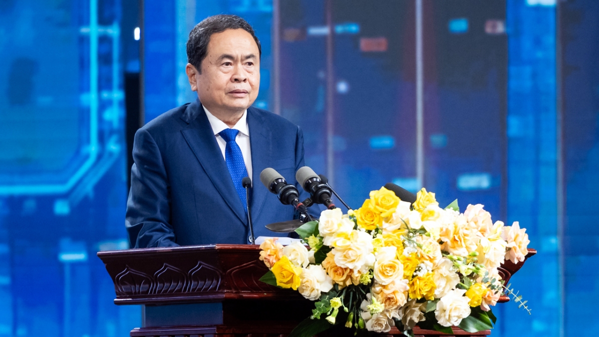 giải thưởng nhân tài Đất việt tiêu biểu cho chiều sâu trí tuệ của người việt nam hình ảnh 1 giai thuong nhan tai Dat viet tieu bieu cho chieu sau tri tue cua nguoi viet nam hinh anh 1