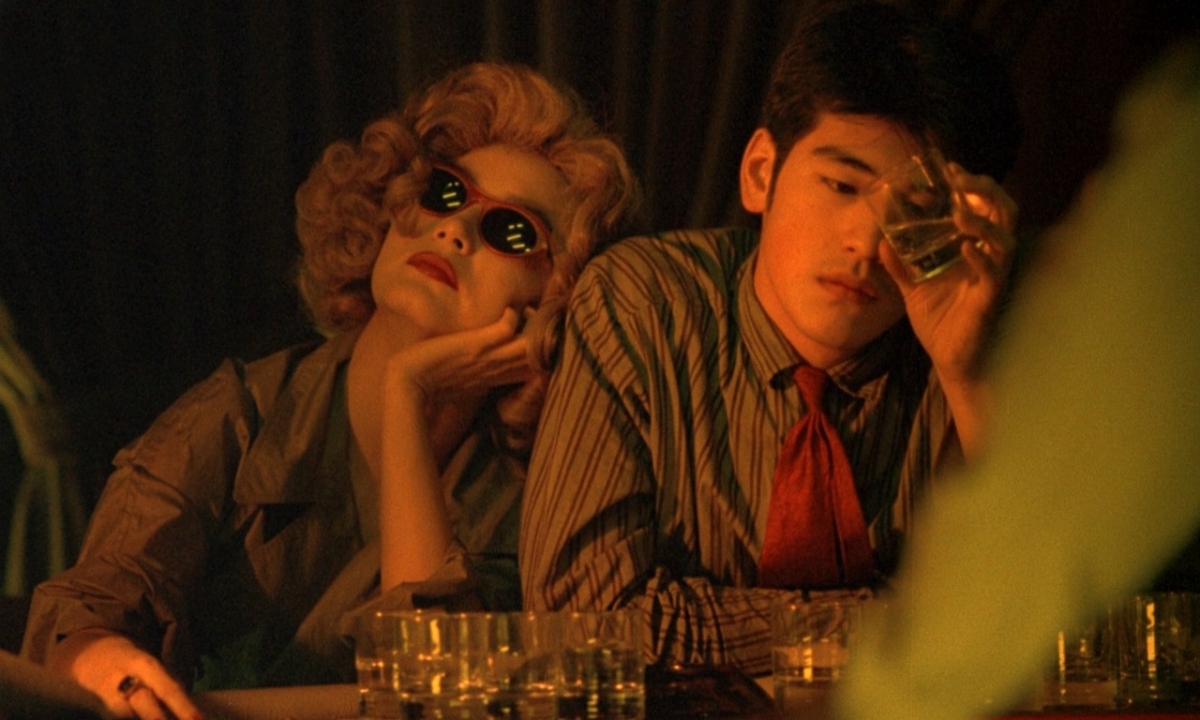 dao_dien_vuong_gia_ve_-_my_hoc_anh_sang_va_noi_co_don_1.jpeg.jpg
