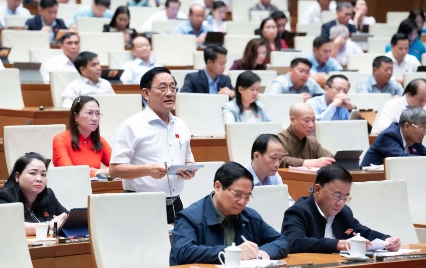 proposal to raise base salary for civil servants from january 2026 picture 1