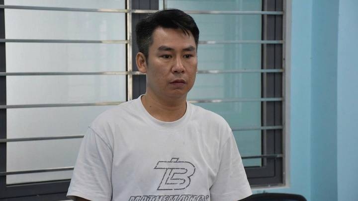 Bắt kẻ mang xăng dọa giết cả nhà người khác vì tranh chấp đất đai