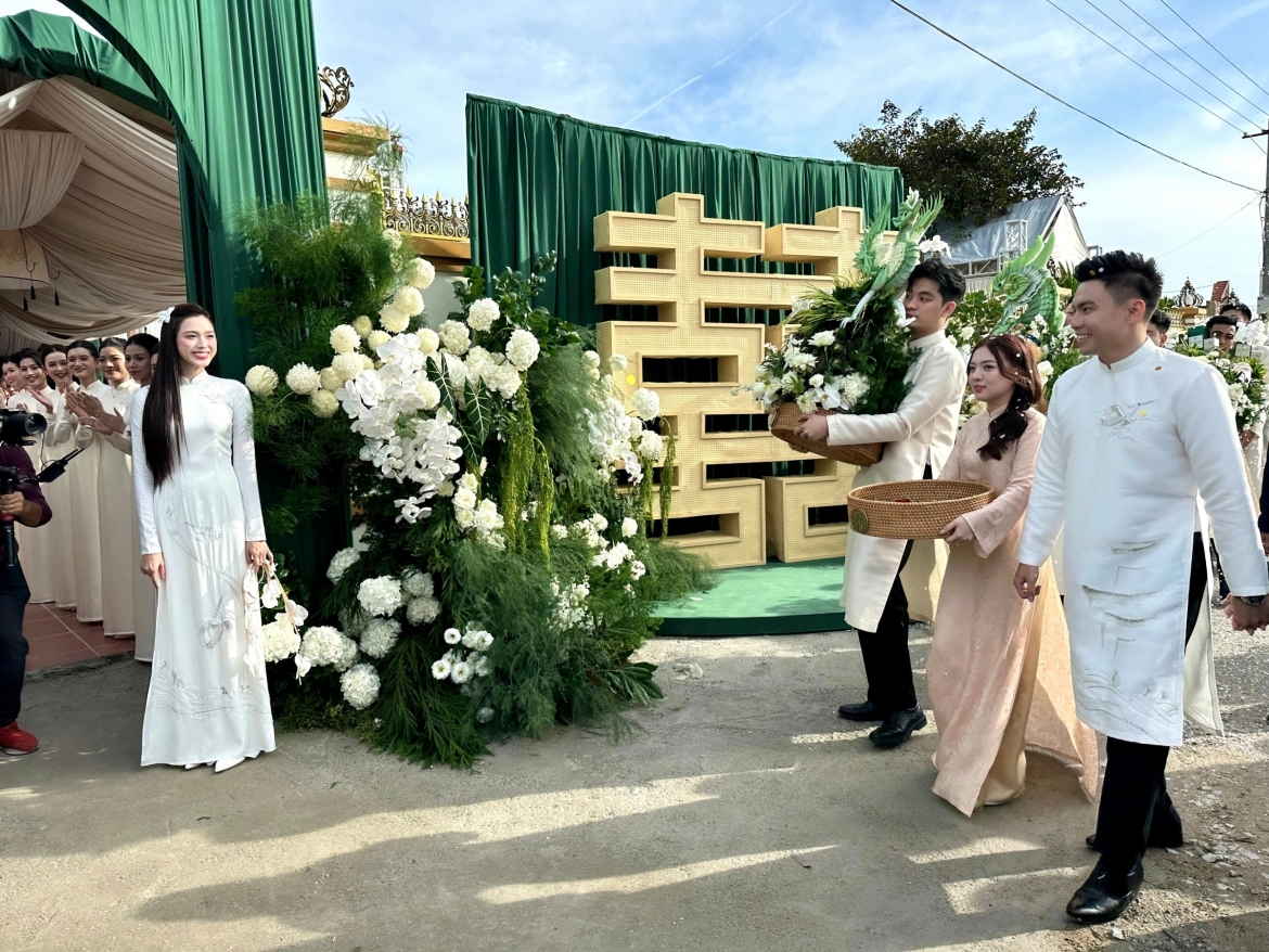sao viet 17 10 chong Do my linh nhan chuc moi hinh anh 8