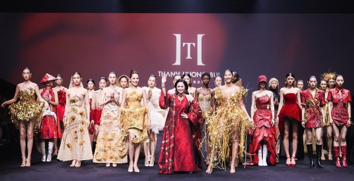 vietnamese culture introduced at shanghai fashion week ss26 picture 1 vietnamese culture introduced at shanghai fashion week ss26 picture 1