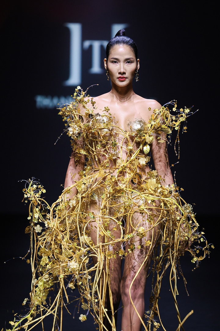 vietnamese culture introduced at shanghai fashion week ss26 picture 4 vietnamese culture introduced at shanghai fashion week ss26 picture 4