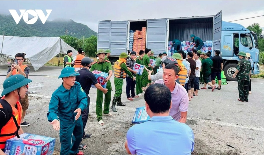 localities step up recovery efforts in the wake of typhoon bualoi picture 10