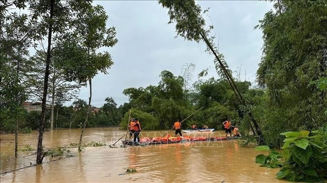 post-storm floods devastate crops, homes across northern vietnam picture 1 post-storm floods devastate crops, homes across northern vietnam picture 1