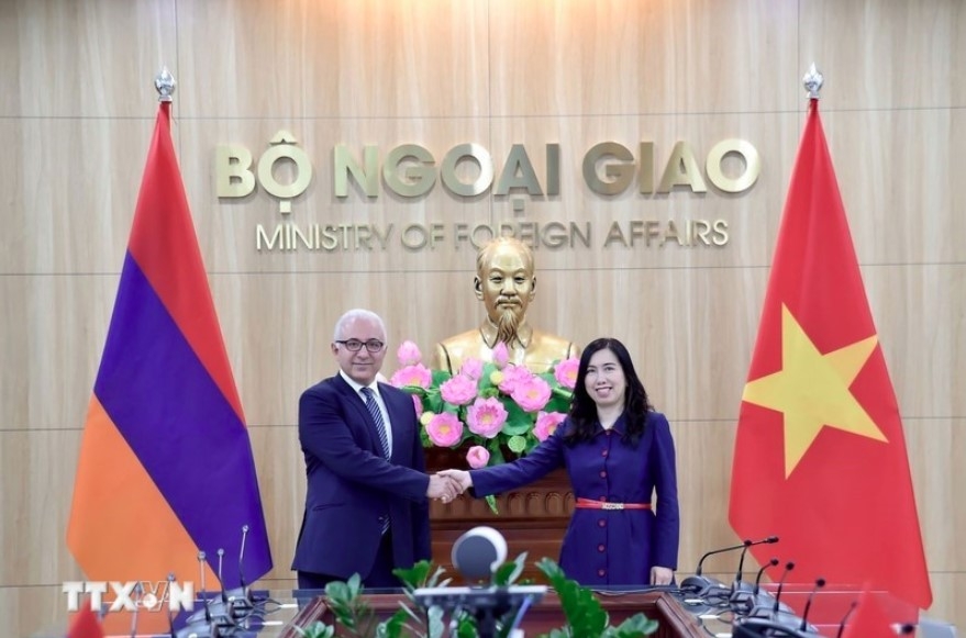 Vietnam, Armenia hold political consultation in Hanoi