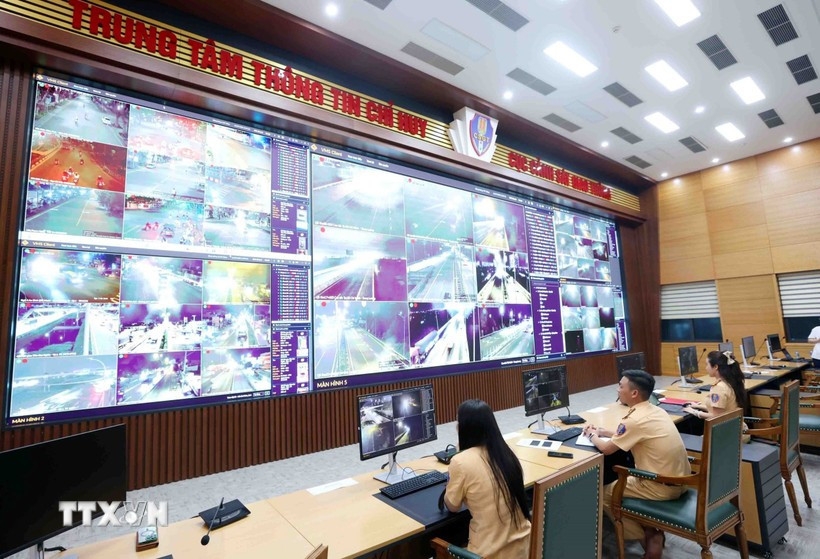hanoi to operate ai cameras at all intersections to improve traffic safety picture 1 hanoi to operate ai cameras at all intersections to improve traffic safety picture 1