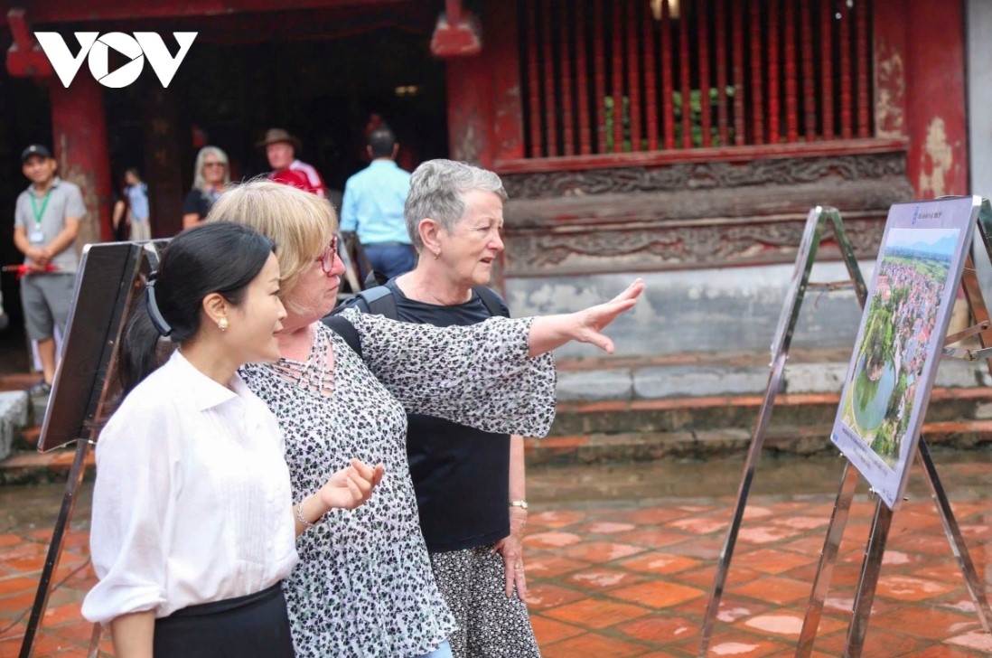  hanoi in my heart exhibition showcases capital s transformation in a new era picture 7