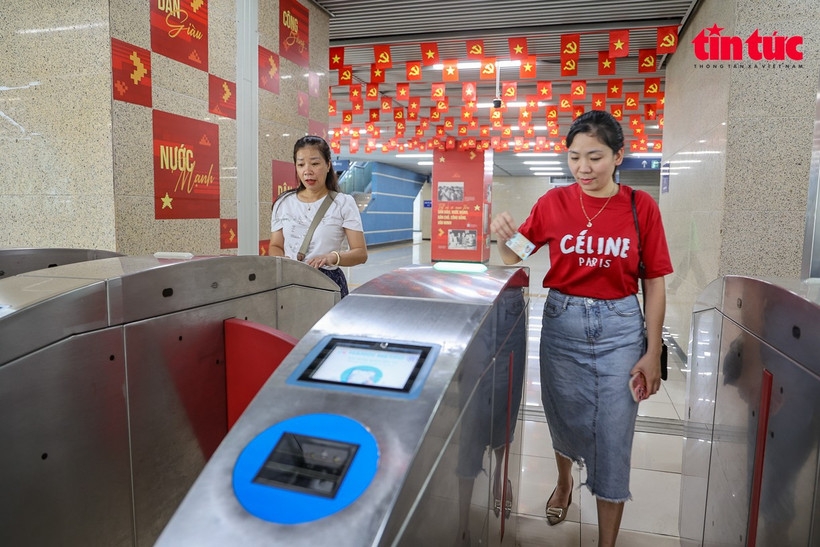 hanoi metro pilots weekly tickets on mobile app picture 1 hanoi metro pilots weekly tickets on mobile app picture 1