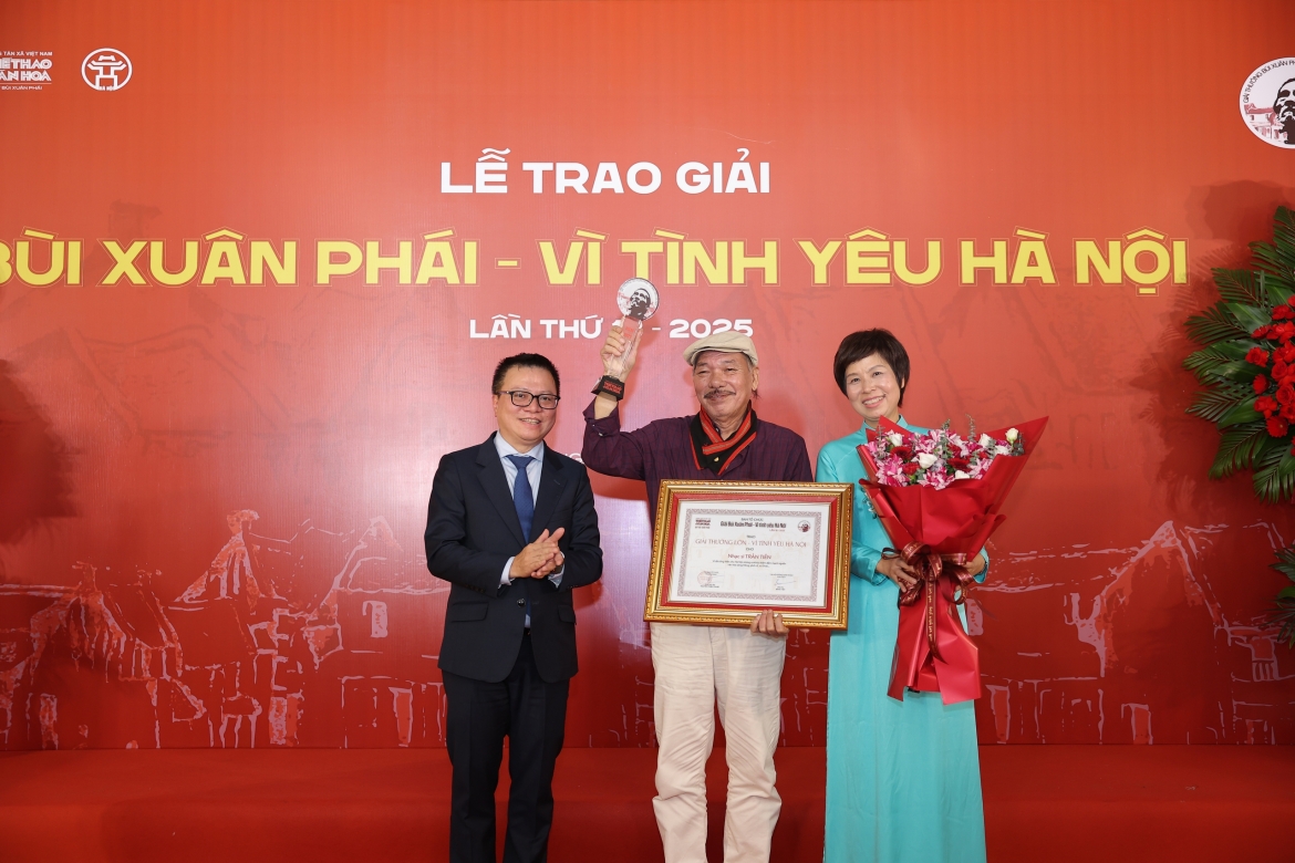 nhac si tran tien duoc vinh danh giai thuong lon hinh anh 2