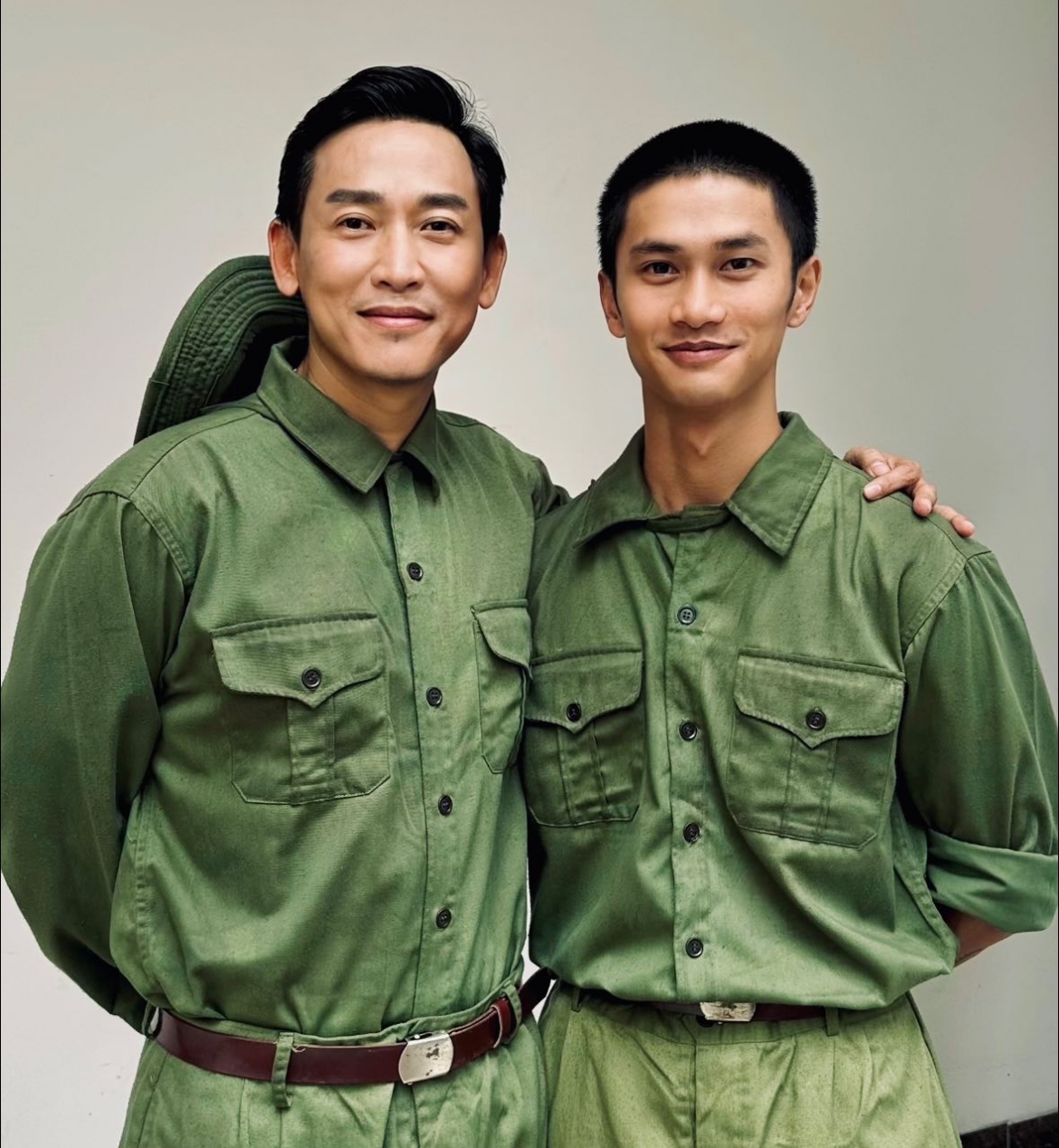 hua vi van tiet lo thu lao dac biet cua dan dien vien phim mua do hinh anh 2