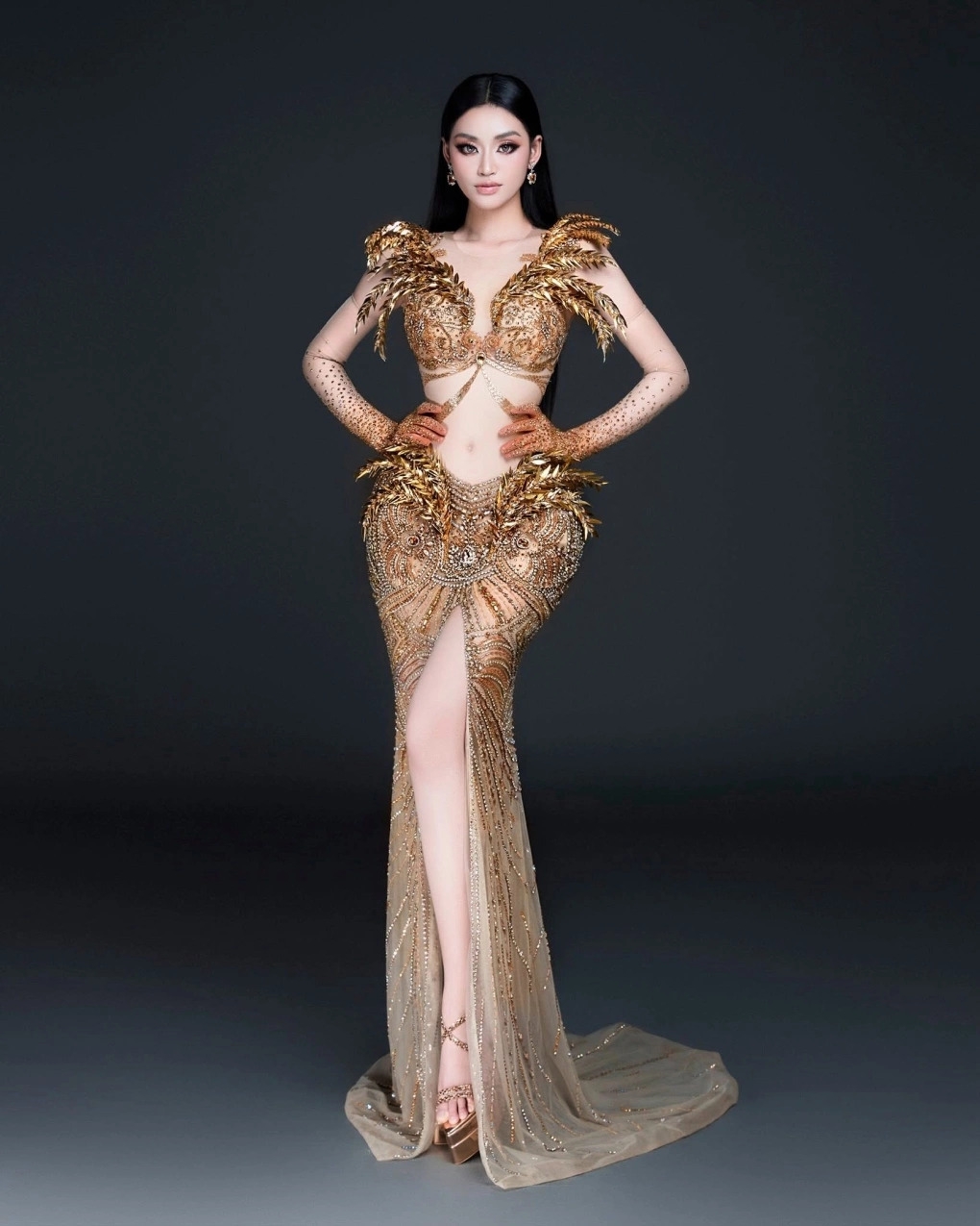 khong bat ngo khi yen nhi trang tay tai miss grand international 2025 hinh anh 2