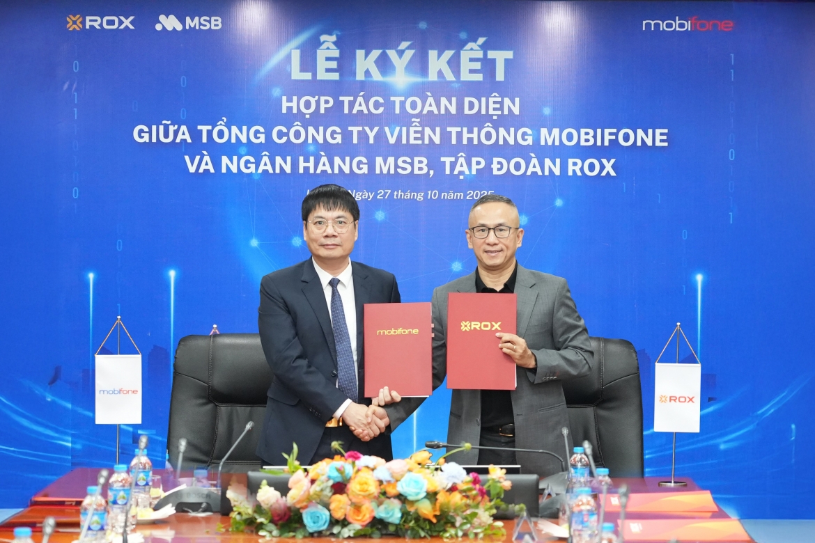 mobifone va rox group ky ket hop tac chien luoc, thuc day chuyen doi so toan dien hinh anh 1