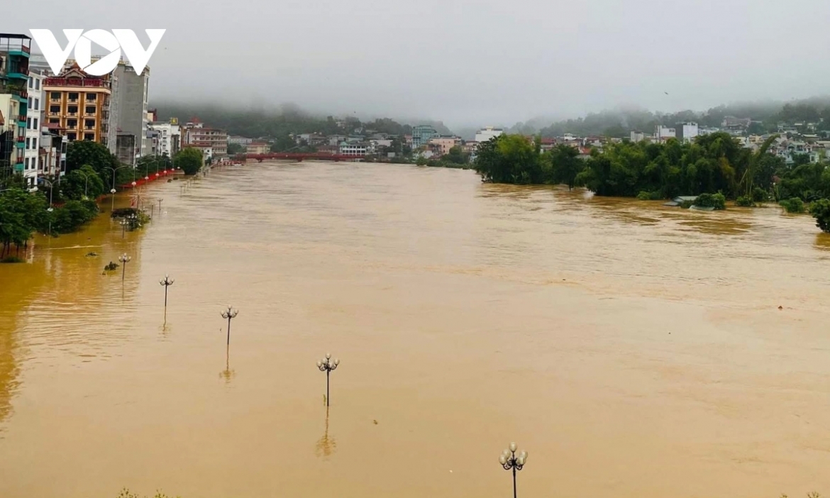 thu tuong yeu cau cac tinh bi lu lut bao dam an toan tinh mang cho nguoi dan la tren het hinh anh 1