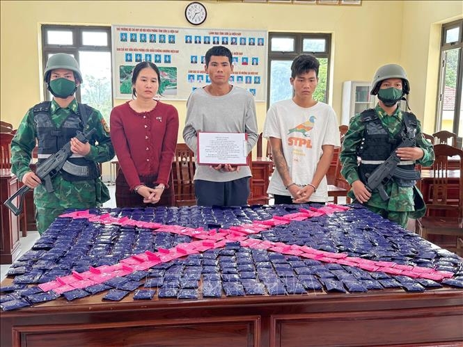 Bắt 3 đối tượng vận chuyển trái phép chất ma túy số lượng lớn