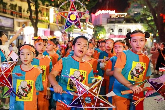 mid-autumn festival a celebration for children, a festival of reunion picture 1