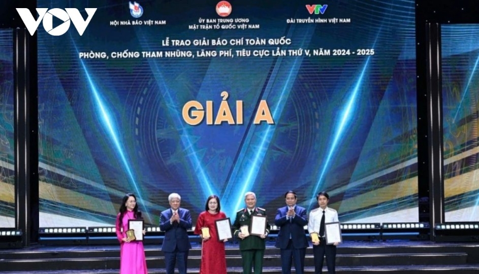 vov wins four prizes at national press awards on anti-corruption efforts picture 3