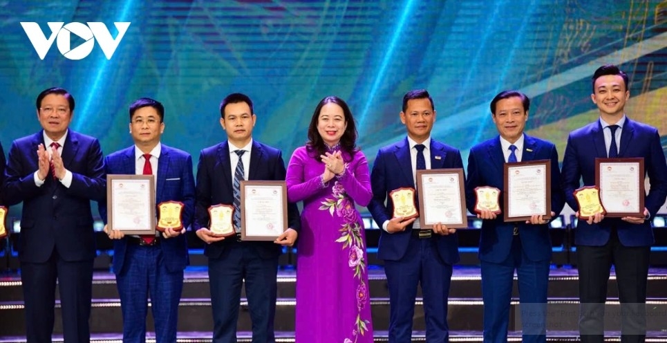 vov wins four prizes at national press awards on anti-corruption efforts picture 6