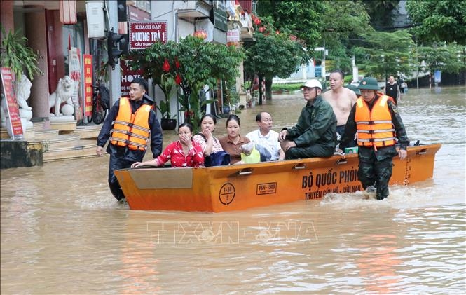 Ngập lụt nghiêm trọng ở Tuyên Quang, hàng nghìn hộ dân phải di dời khẩn cấp