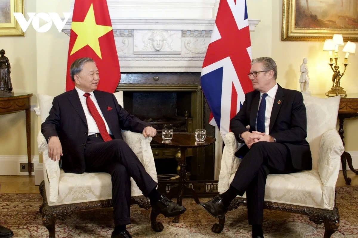 party general secretary to lam s official visit to uk in spotlight picture 13 party general secretary to lam s official visit to uk in spotlight picture 13