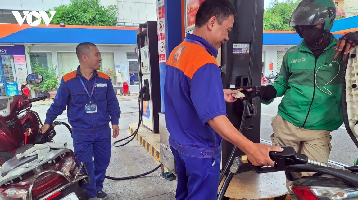domestic retail petrol and oil prices rise in latest adjustment picture 1