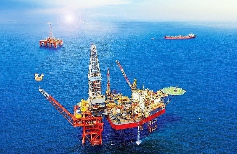 petrovietnam posts double-digit revenue growth despite global oil price decline picture 1 petrovietnam posts double-digit revenue growth despite global oil price decline picture 1
