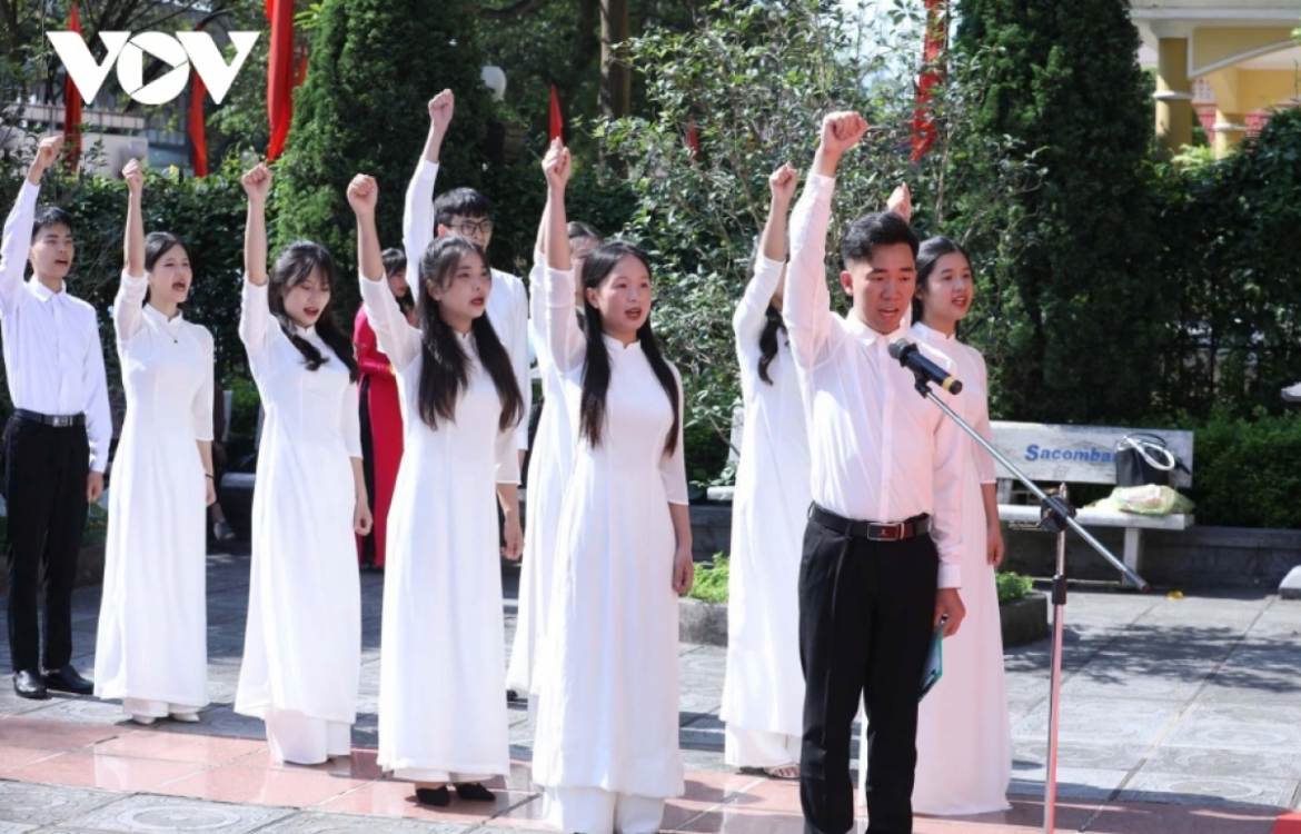 khat vong vao Dang - tieng noi tu the he tre hinh anh 1