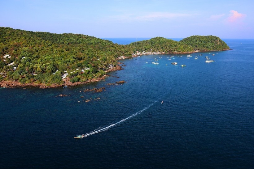 phu quoc anticipates surge in international visitors in year-end months picture 1