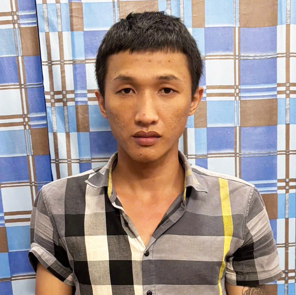 khoi to, bat tam giam nhom doi tuong dot nhap nha dan trom tien, vang hinh anh 4