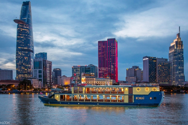 HCM City boosts tourism development with luxury river cruises
