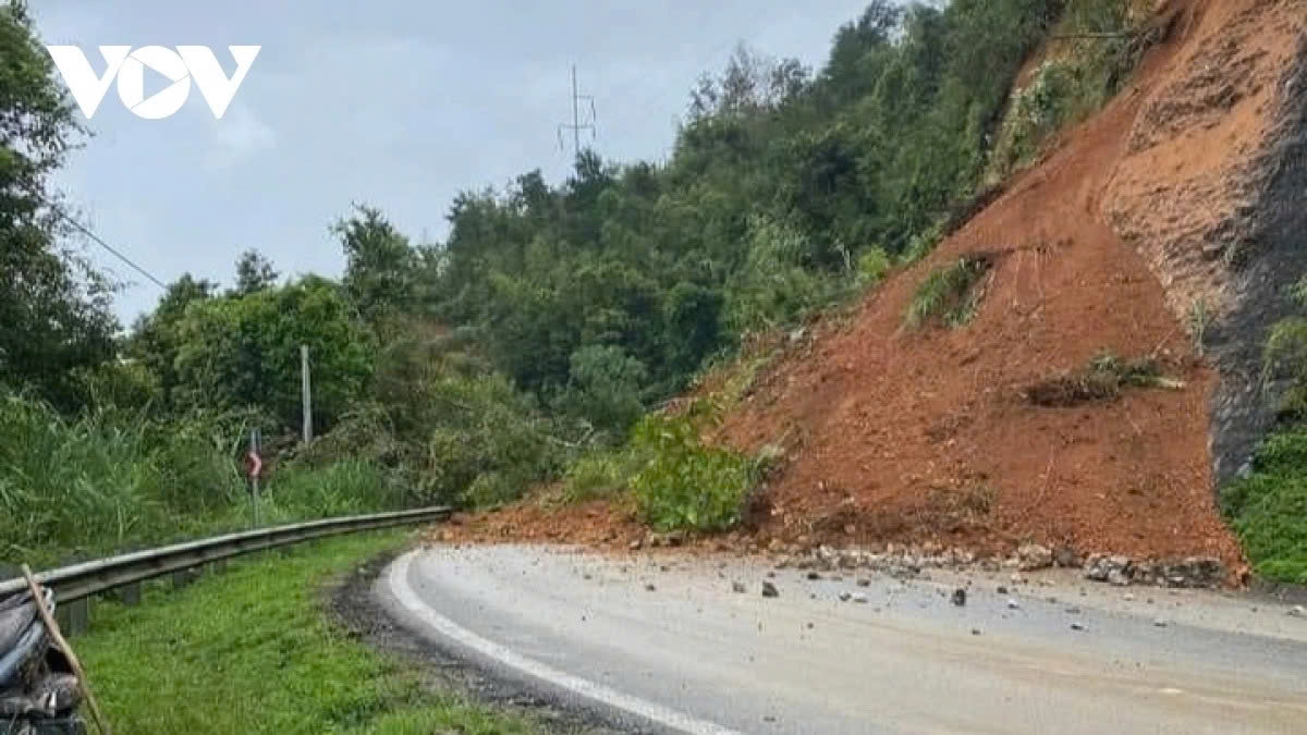 Công bố tình huống khẩn cấp về hư hỏng QL3 qua Thái Nguyên và QL6 qua Điện Biên