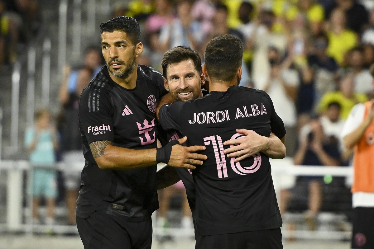 Messi rực sáng, sẵn sàng tranh chức vô địch MLS