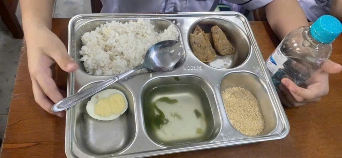 Cần rà soát chất lượng bữa ăn bán trú tại các trường học ở Quảng Trị