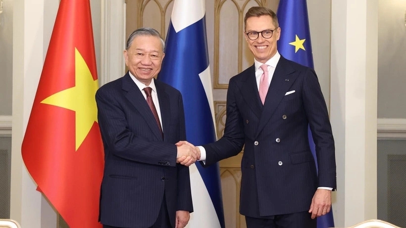dau an ngoai giao qua chuyen tham phan lan va bulgaria cua tong bi thu to lam hinh anh 2