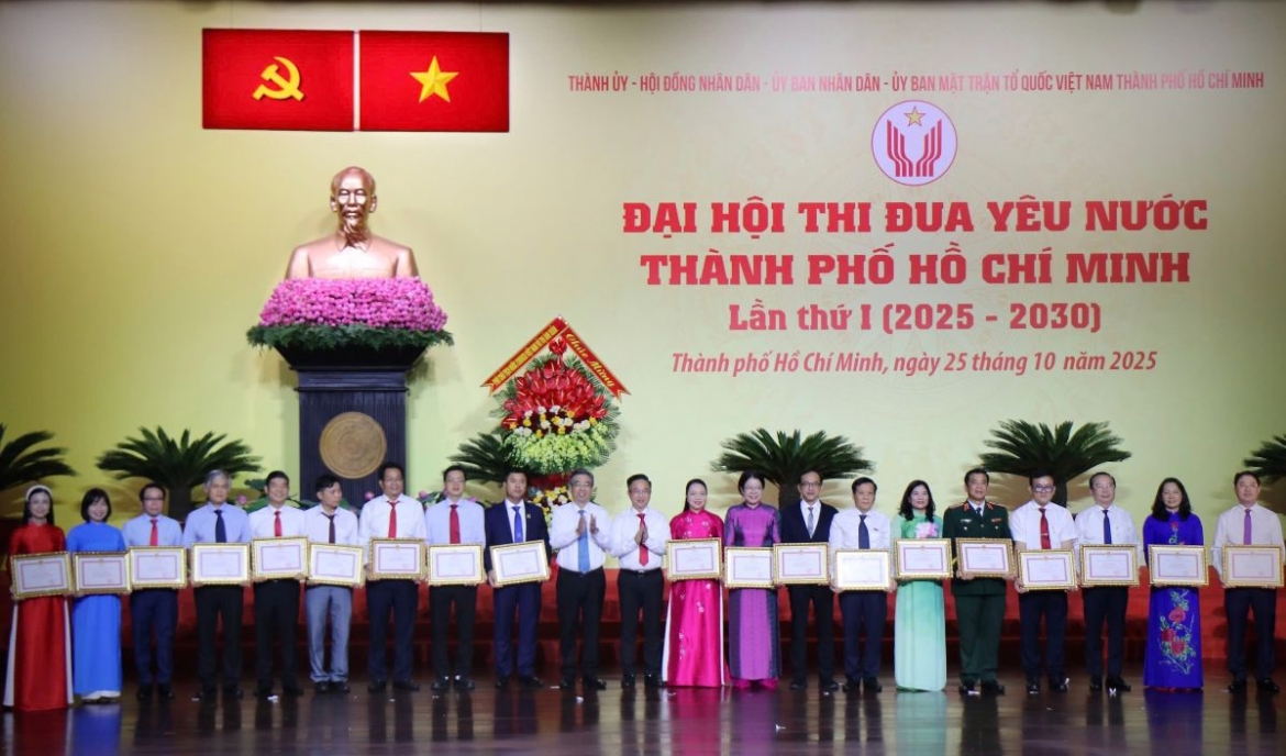 tp.hcm phat dong phong trao thi dua yeu nuoc giai doan moi hinh anh 5