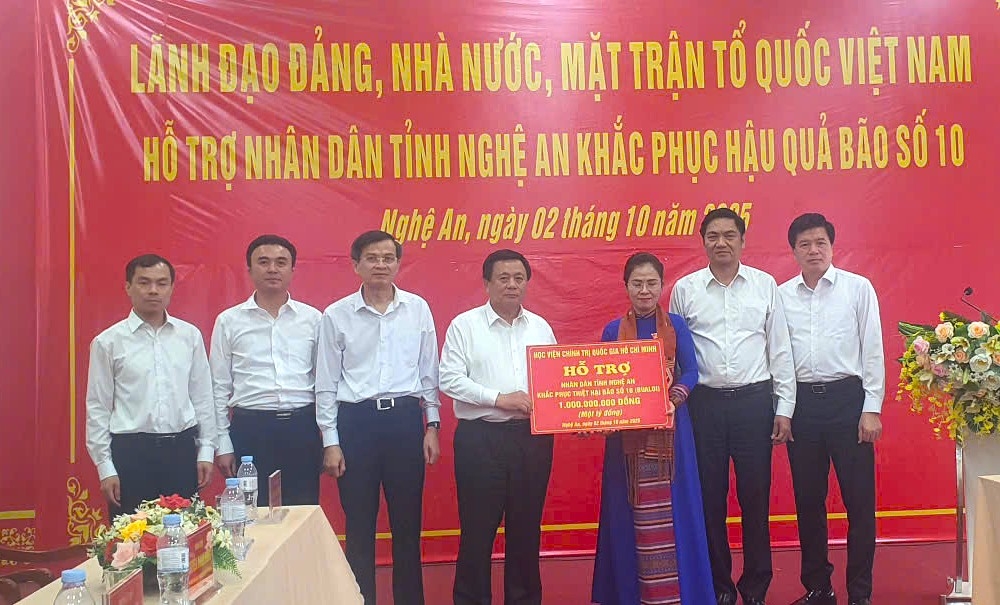 Hỗ trợ Nghệ An khắc phục hậu quả bão số 10