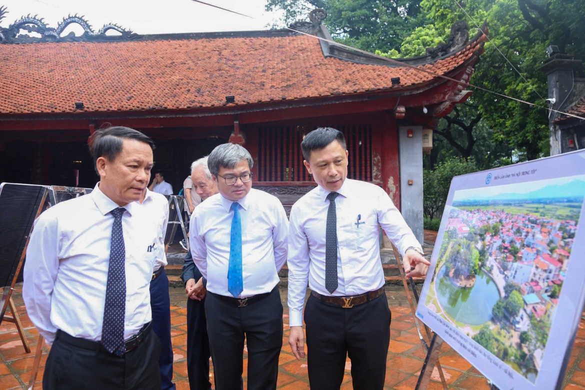 trien lam ha noi trong toi 2025 sac thai thu do trong ky nguyen vuon minh hinh anh 2