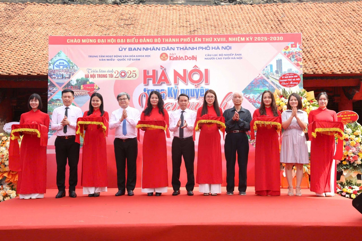 trien lam ha noi trong toi 2025 sac thai thu do trong ky nguyen vuon minh hinh anh 1