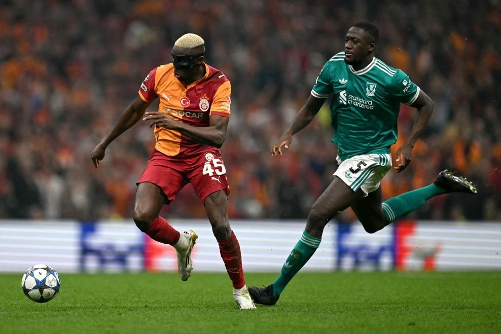 ket qua cup c1 chau Au hom nay 1 10 liverpool that thu tren san galatasaray hinh anh 19