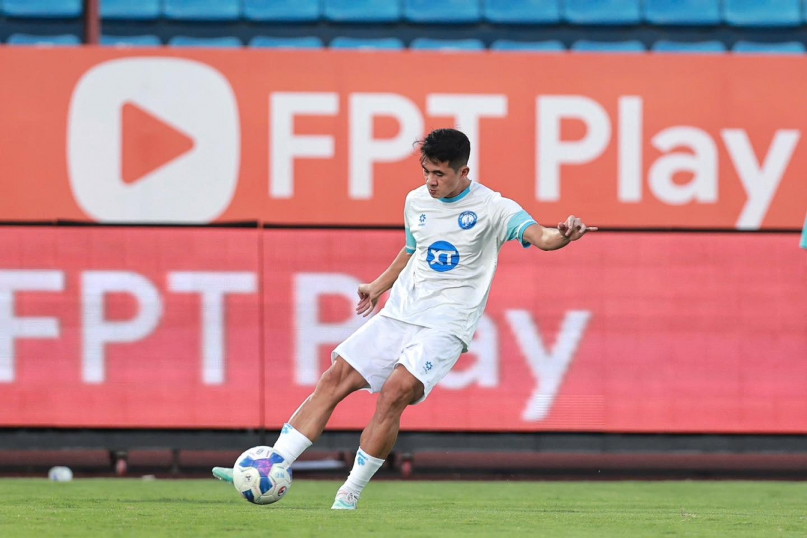 ket qua vong 7 v-league 2025 2026 nam Dinh thua tp.hcm, cahn bi slna cam hoa hinh anh 8